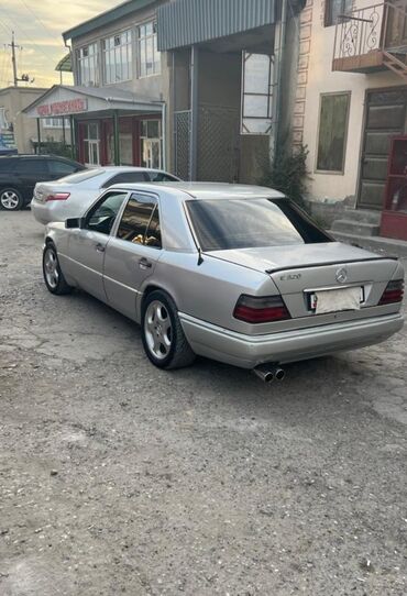 мерседес в клас: Mercedes-Benz E-Class: 1995 г., 3.2 л, Автомат, Бензин, Седан