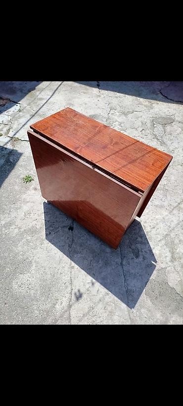 şpon: Qatlanan yemək/çay masası. - Material: taxta (şabalıd/rəngli şpon — 2