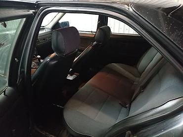 BMW: BMW 3 series: 1.6 l | 1992 il Sedan — 7