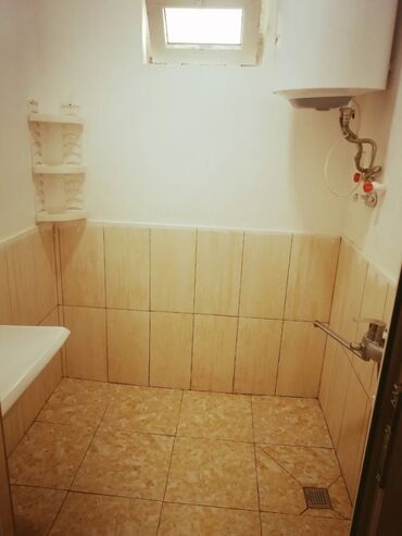 Günlük kirayə evlər: 90 kv. m, 3 otaqlı, İnternet, Qaz, İşıq — 15