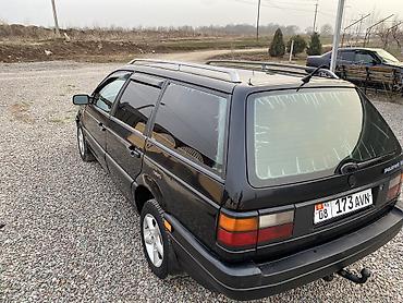 Volkswagen: Volkswagen Passat: 1992 г., 1.8 л, Механика, Бензин — 2