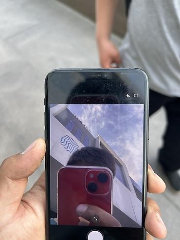 Apple iPhone: IPhone 11 Pro Max, Б/у, 256 ГБ, Desert Titanium, Чехол, 67 % — 6