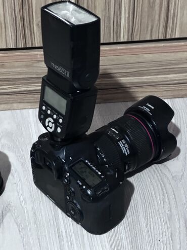 canon eos m: Сдаю в аренду фотоаппарат CANON 5D mark3 Комплект 2 батарейки Вспышка