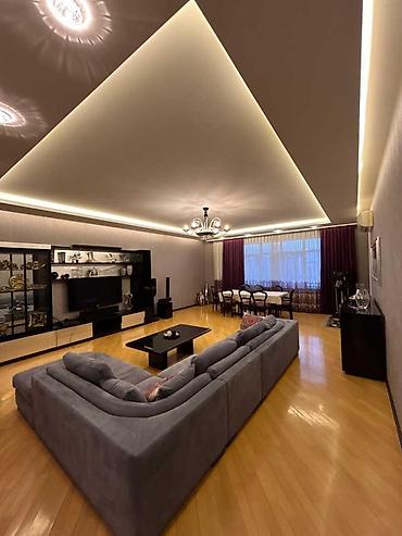 3 otaqlı: İcarəyə verilir 3 otaqlı yeni tikili 179 m², Nizami m. Kateqoriya — 1