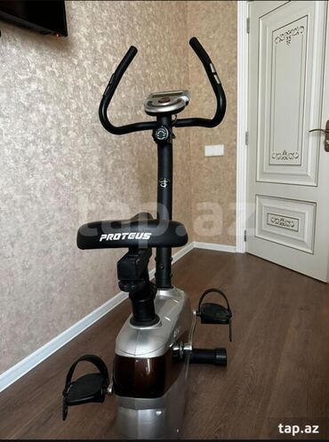 Proteus markalı bu stasionar velosiped, evdə rahat və effektiv məşq
