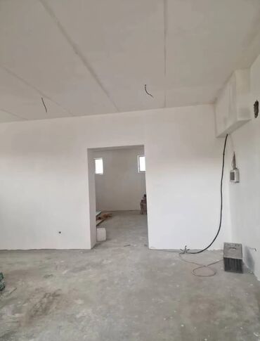 продается дом в канте: Сатам Дүкөн Турак үйдө, 80 кв. м, ПСО (өзү оңдоп түзөтүп бүтүү үчүн), Эшиги өзүнчө, Жертөлө кабаты кабат
