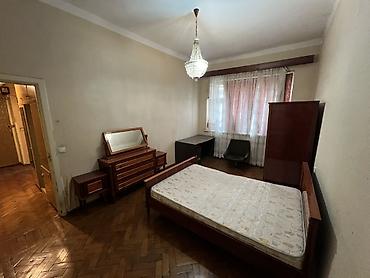 azadliq ev: Bakı, 2 otaqlı, Köhnə tikili, m. Gənclik, 75 kv. m — 3