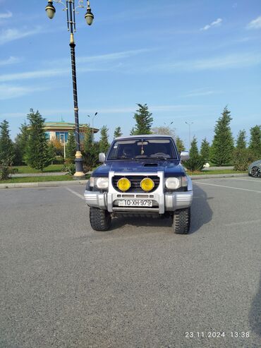 3000 azn masin: Mitsubishi Pajero: 2.8 л | 1995 г. 318580 км Внедорожник