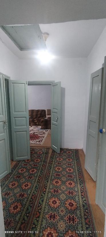 Продажа коттеджей и домов: Продаю или меняю на квартиру дом. Кара Балта ул Садовый . дом более — 8