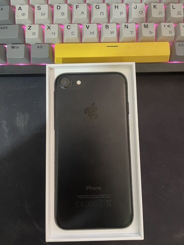 iphone 7 бэушный: IPhone 7, Колдонулган, 128 ГБ, Кара, Куту