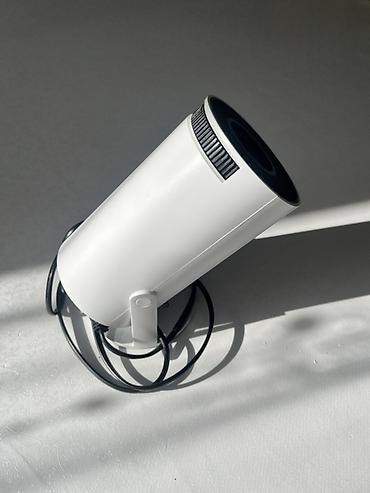 секс тв: Мини‑проектор (портативный) - Компактный цилиндрический корпус со — 3