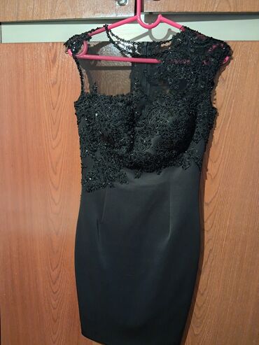 svecane haljine sa perjem: M (EU 38), bоја - Crna, Večernji, maturski, Kratkih rukava