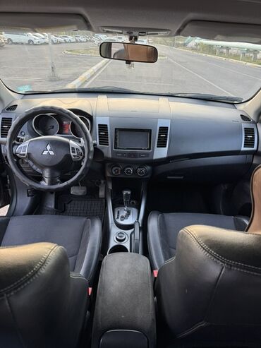 Mitsubishi: Mitsubishi Outlander: 2009 г., 2.4 л, Автомат, Бензин, Кроссовер — 8