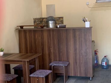 Digər restoran, kafe avadanlığı: Kafe/restoran üçün avadanlıqlar paketi Tərkib: - Vitrin soyuducu — 1