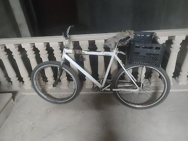 Шоссейные велосипеды: İşlənmiş velosiped, təkərlər dəyişilib 28 likdir isteyen gelib — 1