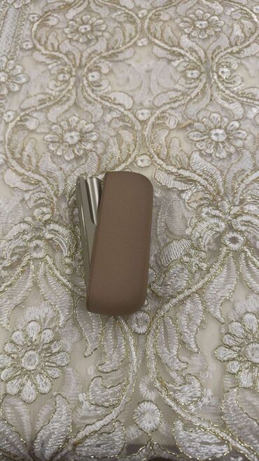 iqos iluma μεταχειρισμενο: İqos iluma satılır,Gold rəngdə,2 aydı işlənib,kabrosunun üstündəki bir