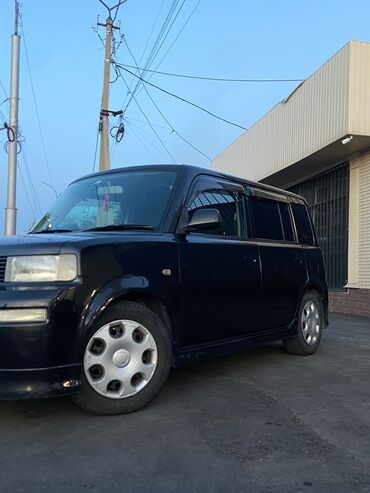 Toyota: Toyota bB: 2005 г., 1.3 л, Автомат, Бензин, Универсал