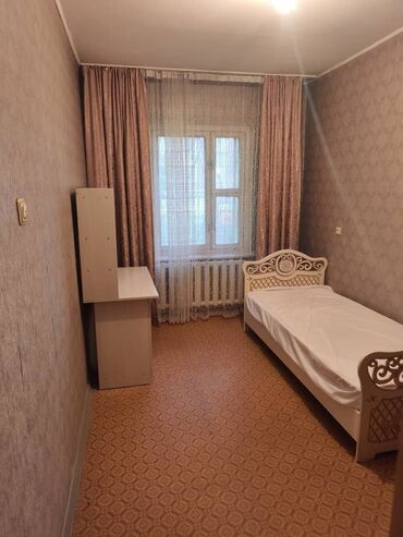 Продажа квартир: 3 комнаты, 64 м², 106 серия, 1 этаж, Старый ремонт