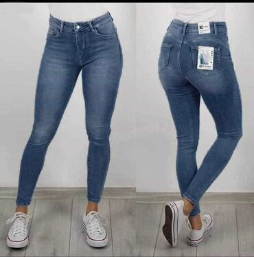Pantalone: Normalan struk na lalafo.rs Pantalone: Normalan struk