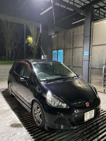 фит машин: Honda Fit: 2003 г., 1.5 л, Бензин