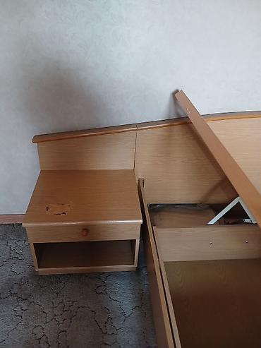 Двуспальные кровати: Кровать 2х спальная б/у,ДСП,цвет бежевый, есть подьемное устройство at lalafo.kg — 6 Двуспальные кровати: Кровать 2х спальная б/у,ДСП,цвет бежевый, есть подьемное устройство — 6