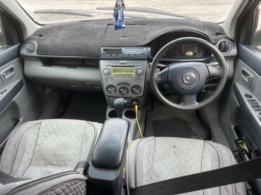 Mazda: Mazda Demio: 2004 г., 1.5 л, Автомат, Бензин, Хэтчбэк — 8