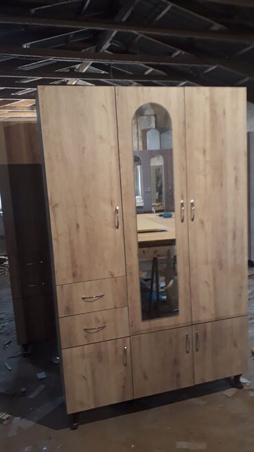 Dolablar: Yeni, Açılan, 3 qapılı Düz dolab, Dolab-asılqan, Azərbaycan — 27