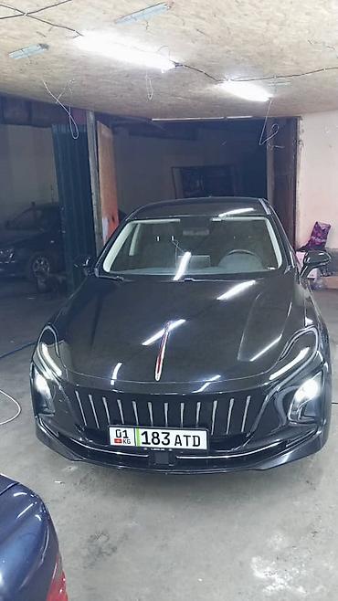 Другие автомобили: Электромобиль Hongqi EQM5 (седан, черный) Оформление есть Ключевые — 4