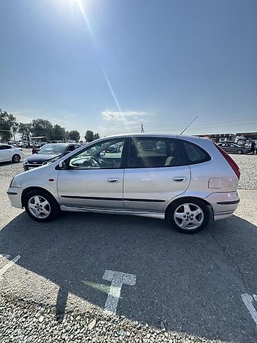 old man: Nissan Almera Tino: 2000 г., 1.8 л, Механика, Бензин, Хэтчбэк — 2