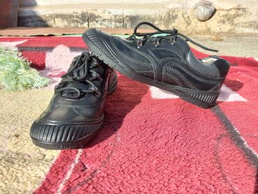кроссовки jordan: Кроссовки и спортивная обувь