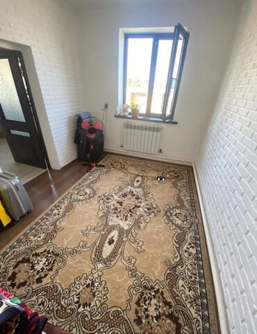 долгосрочная аренда домов в алматы без посредников: Дом, 100 м², 4 комнаты, Агентство недвижимости, Старый ремонт