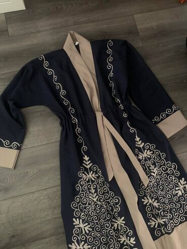 Haljine: 8XL, Dugih rukava — 4