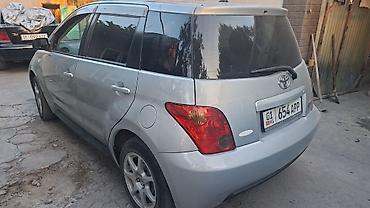 украли: Toyota Ist: 2003 г., 1.3 л, Бензин, Хэтчбэк — 3
