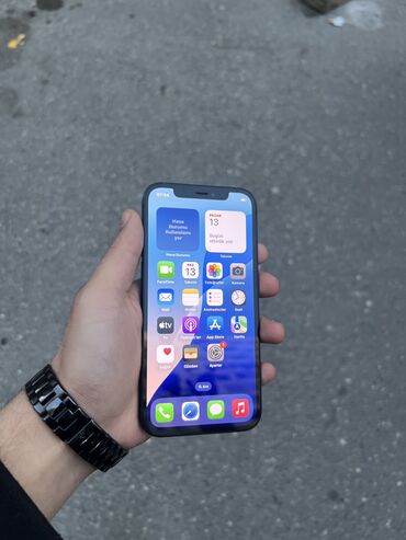 Apple iPhone: IPhone 12