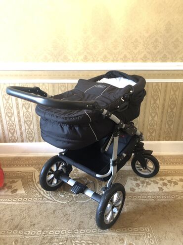 Araba-beşiklər: Çıxarıla bilən beşikli araba, İşlənmiş, Yaş: 30 ay — 11