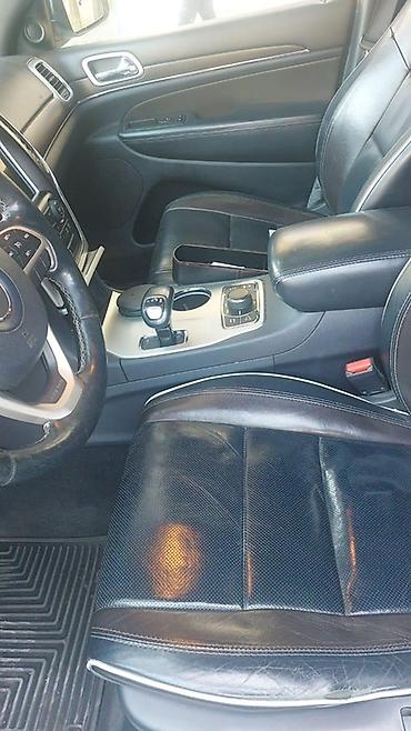 Jeep Grand Cherokee: 3.6 l | 2014 il 195000 km Ofrouder/SUV