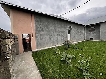 hövsan evler: Ev 3 sot torpaqda tikilib. Yeni tikilidir. 4 otaqdan ibaretdir. Kombi — 6