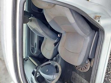 silikonski brisaci: RENAULT CLIO 1.5DCI 2004. GOD. - KOMPLETAN AUTO U DELOVIMA | — 3
