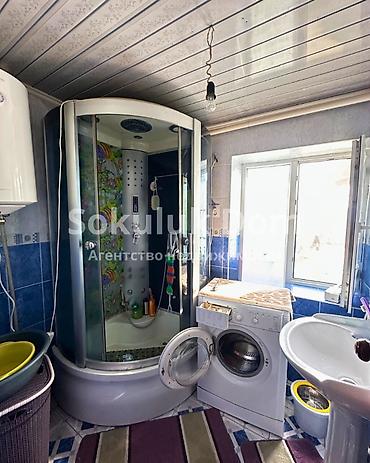 Продажа коттеджей и домов: 🏠Продаётся дом в с Сокулук 🟡Комнаты: 4 🟡Участок: 9 соток 🟡Отопление — 9