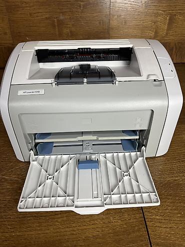 Принтеры: Продаю принтер от HP1018 Отлично печатает Стоит новый картридж В — 5