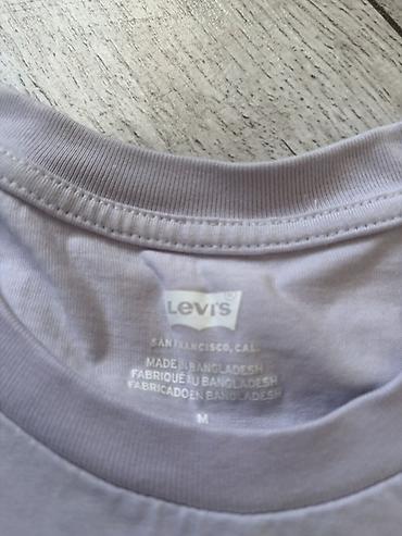 куртка levis: Футболка Levi’s
Размер М — 3