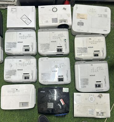 Lampalar: Projektor lampaları və AV receiver Təsvir: - Şəkillərdə müxtəlif — 56