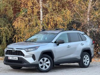 Toyota: Toyota RAV4: 2019 г., Автомат, Бензин — 8