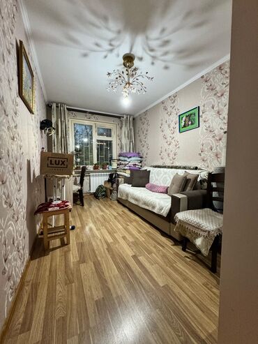 Продажа домов: 3 комнаты, 56 м², 104 серия, 1 этаж, Евроремонт