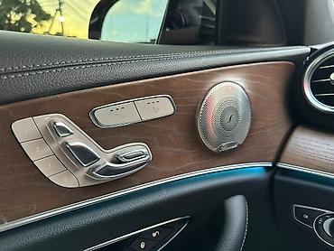 124 e500: Mercedes-Benz E-Class: 2021 г., 2 л, Электромобиль — 10