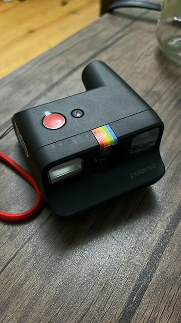 foto sekiller: Polaroid Go Generation 2 ani fotoaparatı. 300 manata alınıb, real