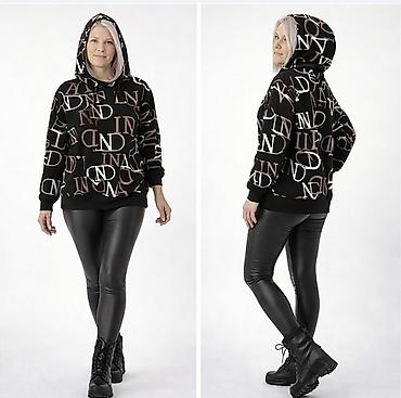 Dukserice: Ženska dukserica sa kapuljačom, crna sa celopreko štampanim — 1