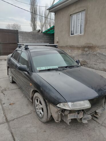 цена машин: Mitsubishi Carisma: 1998 г., 1.6 л, Механика, Газ