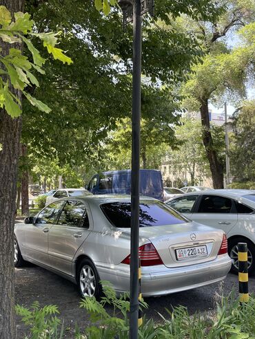 Mercedes-Benz: Mercedes-Benz 220: 2000 г., 5 л, Автомат, Бензин, Седан