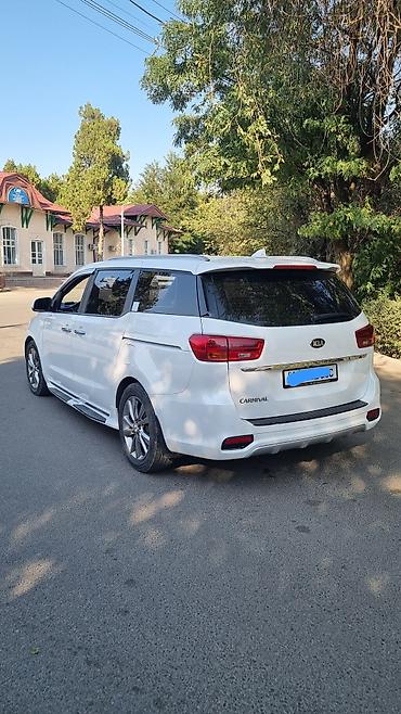 carnival: Kia Carnival: 2019 г., 2.2 л, Автомат, Дизель, Минивэн — 4
